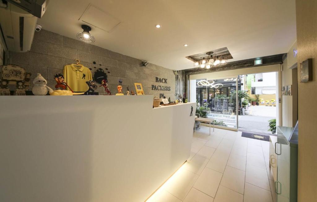 Backpackers In Yeosu photo 3
