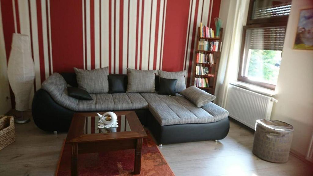 Hansis Lodge photo 2