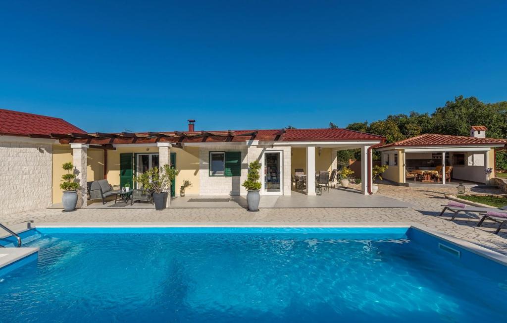Holiday House Jurici photo 3