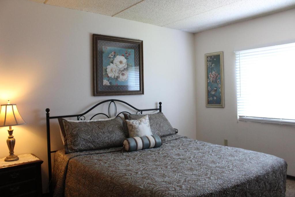 Gatlinburg Chateau Condo 510 image