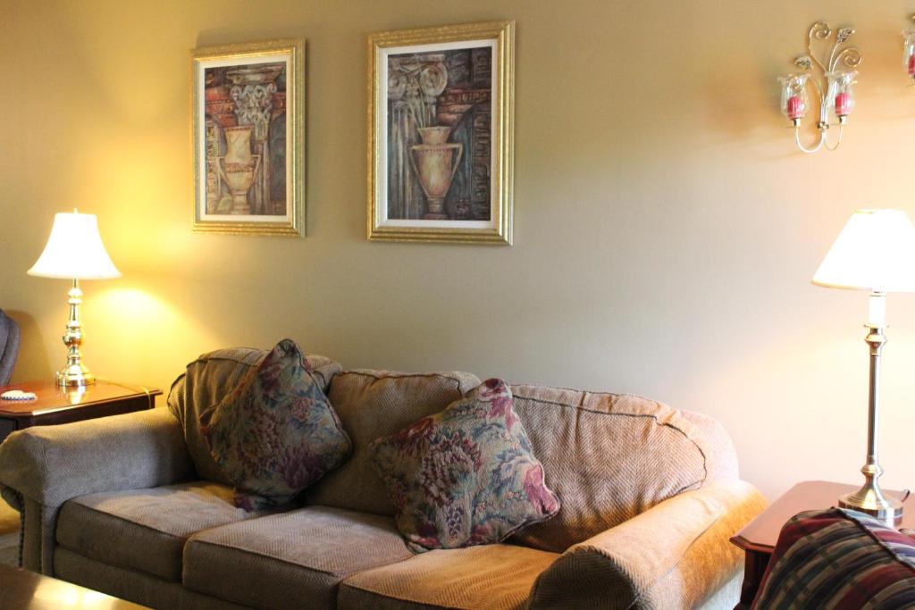 Gatlinburg Chateau Condo 407 image