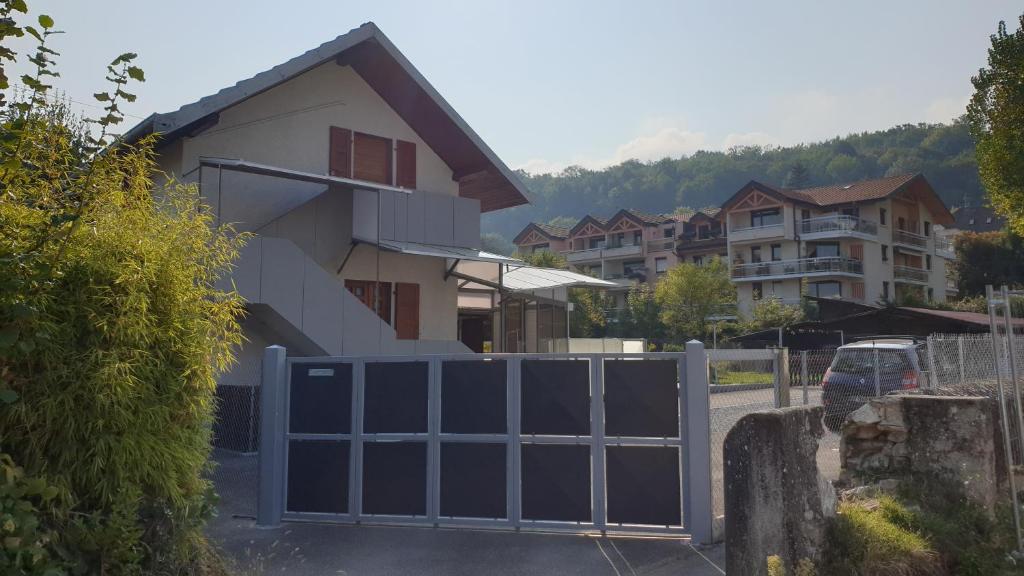 Maison La Rive photo 1
