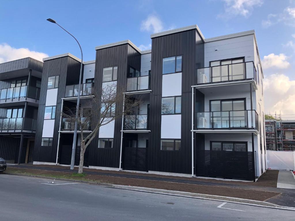 Central Stadium Apartments photo 2