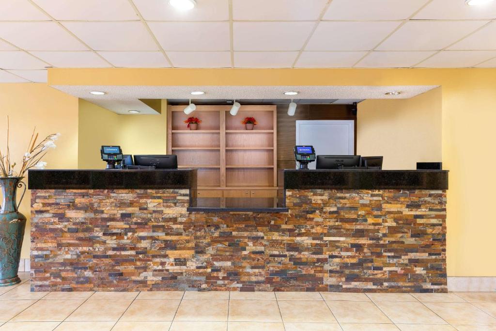Quality Inn at Arlington Highlands photo 4
