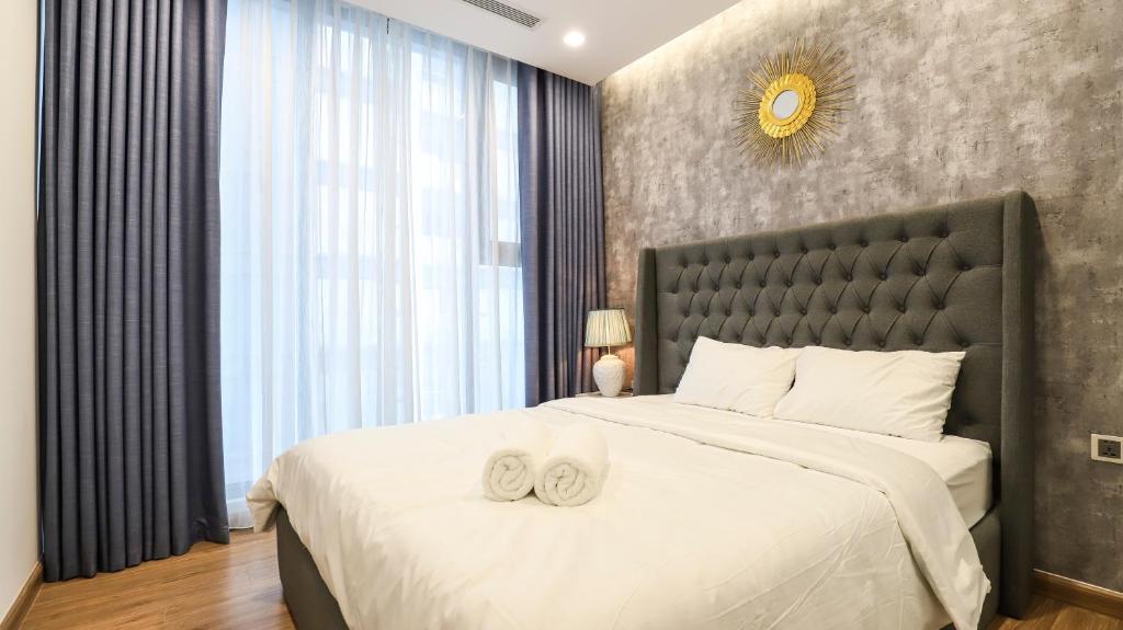 HappyHome Vinhomes Metropolish Apartment