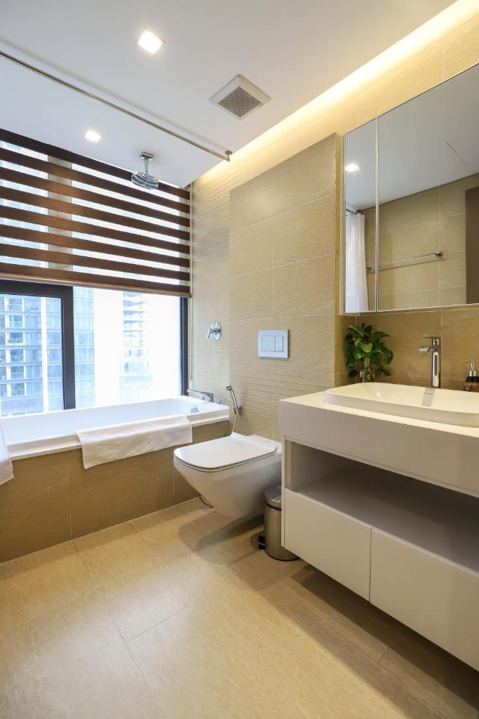 HappyHome Vinhomes Metropolish Apartment