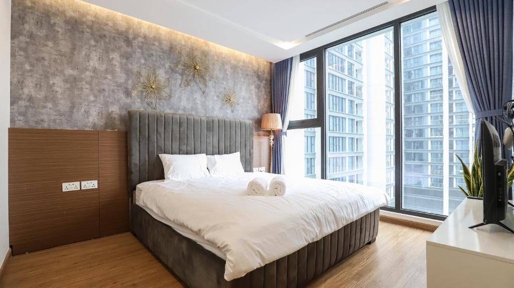 HappyHome Vinhomes Metropolish Apartment