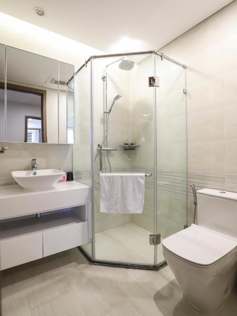 HappyHome Vinhomes Metropolish Apartment