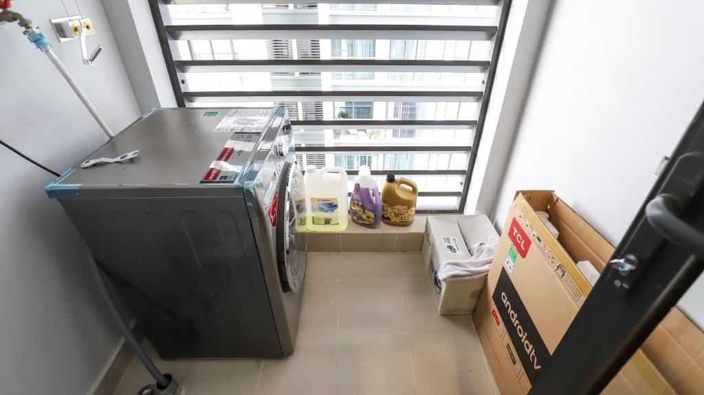 HappyHome Vinhomes Metropolish Apartment