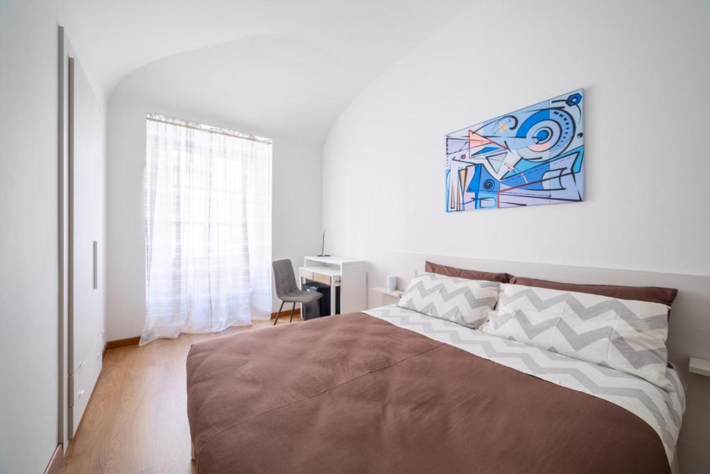 TO.STA BwithoutB HOME SHARING NEL CENTRO DI TORINO - Tap to explore photos