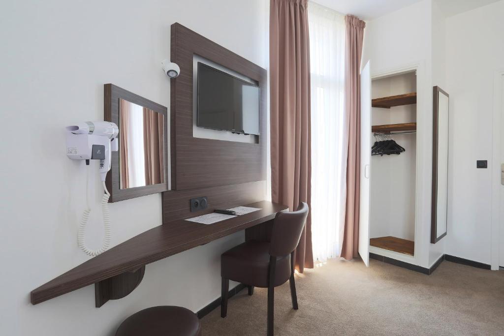 Двухместный (Двухместный номер с 2 отдельными кроватями), Hôtel Monsigny