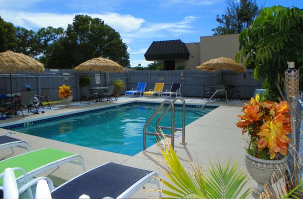 Island Breeze Inn image
