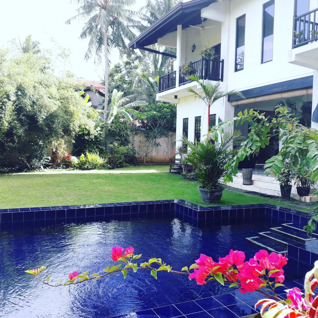 Madampe House 3 bedroom villa with pool for#7 photo 3