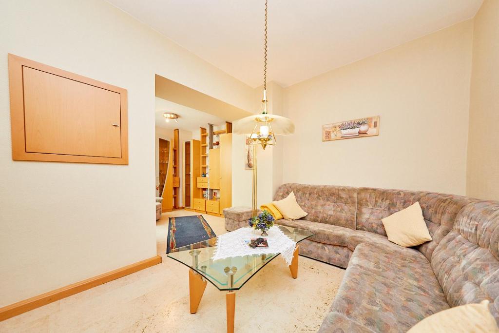 Gast-und Weinhaus Burkard photo 3
