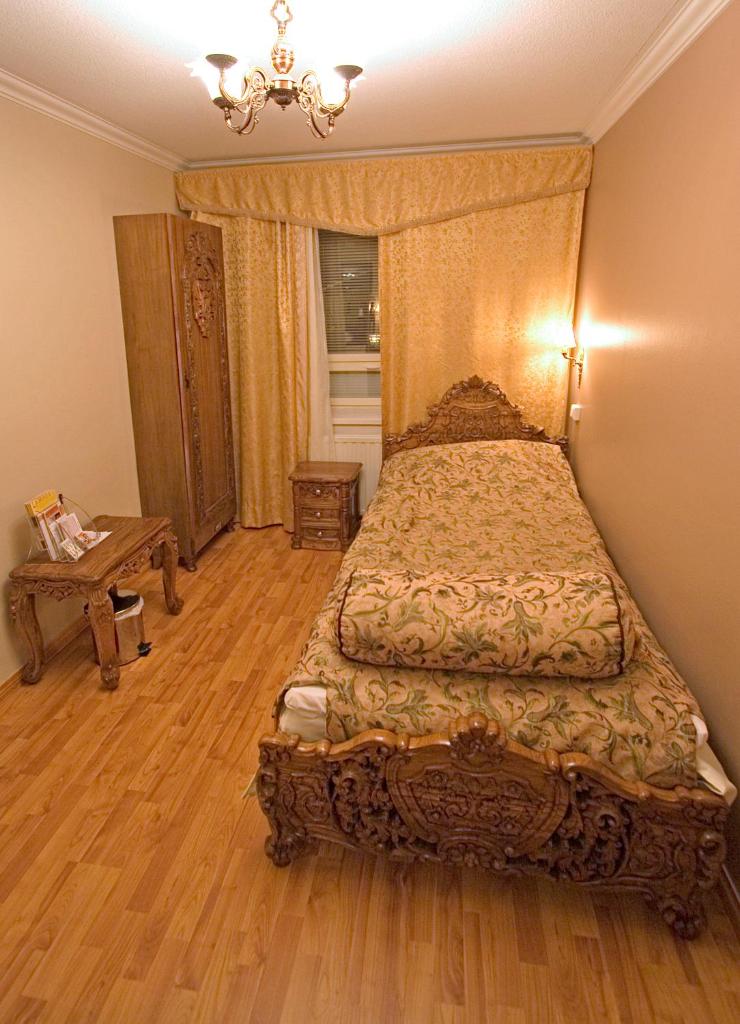 Одноместный (Стандартный одноместный номер с общей ванной комнатой), Finn Rooms
