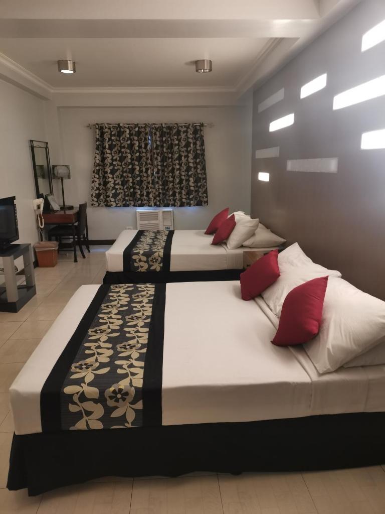 Jupiter Suites photo 3