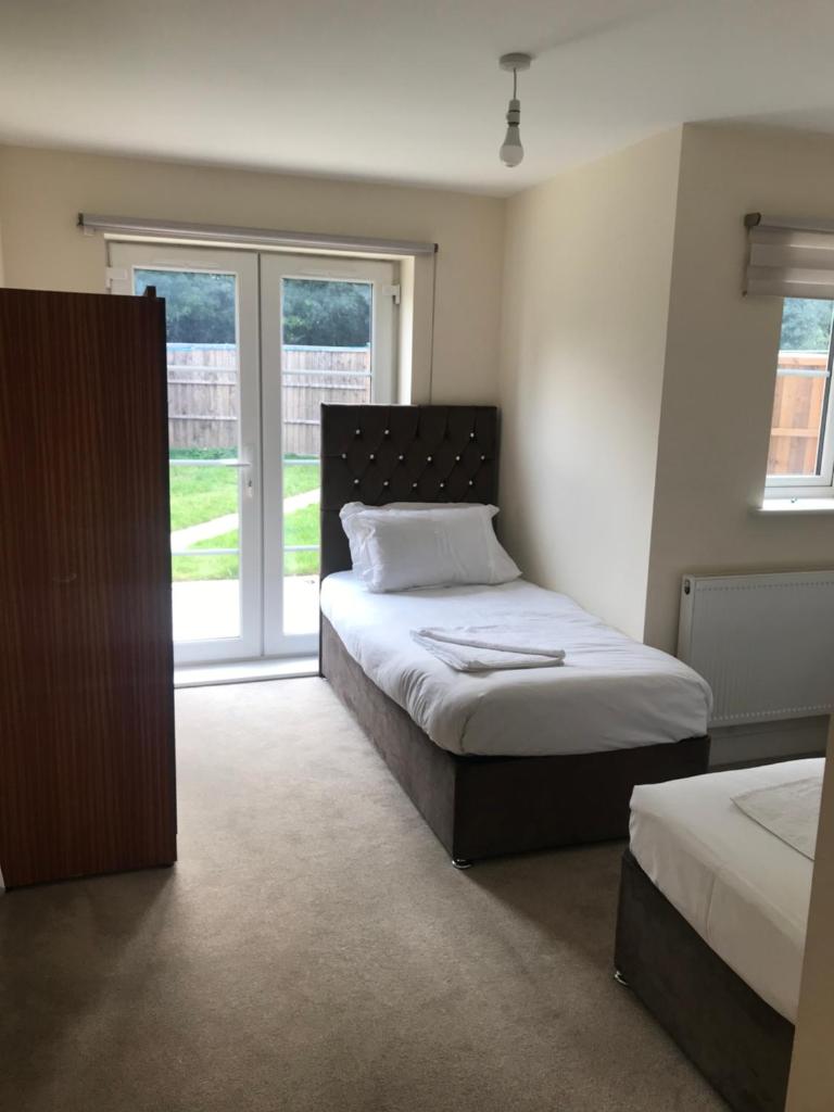 YBC Court, Aldershot photo 4