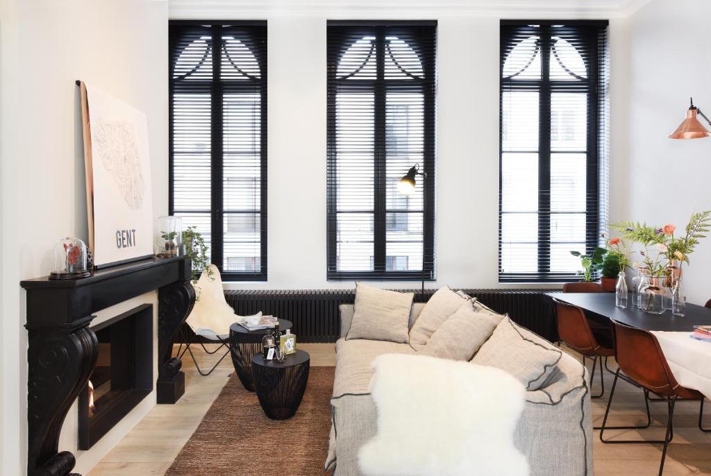 MAISON12 - Design apartments with terrace and view over Ghent towers photo 3