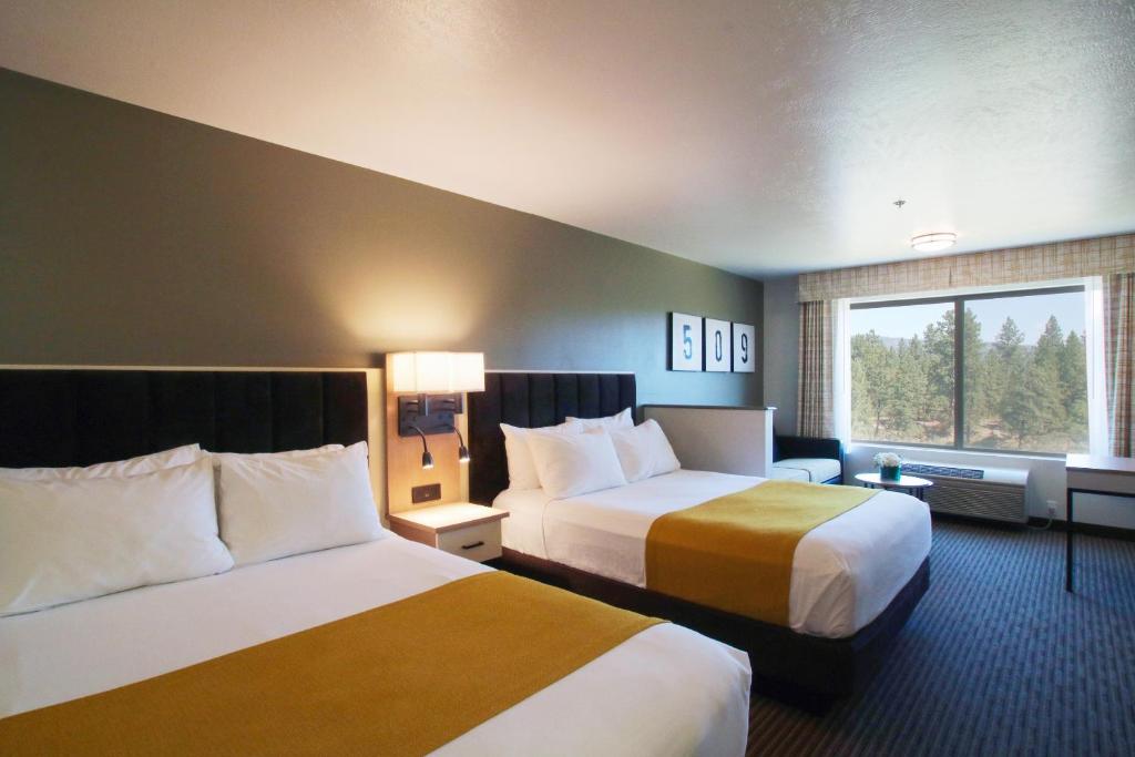 Oxford Suites Spokane Valley photo 1