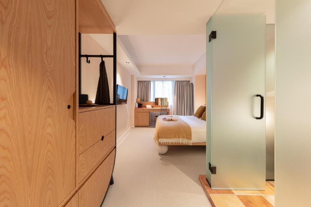 Студио (Номер-студио с кроватью размера «queen-size»), Hotel LBP