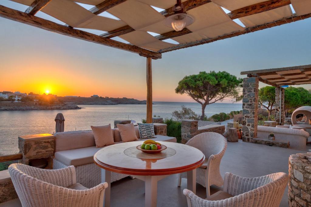 Marconi's seaside villa photo 4