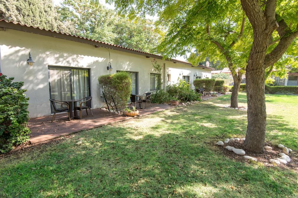 Degania Bet Kibbutz Country Lodging photo 2