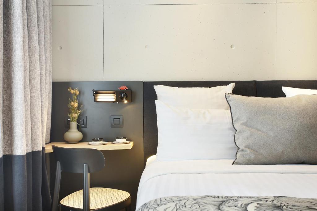 Двухместный (Классический двухместный номер с 1 кроватью), Hotel Basile