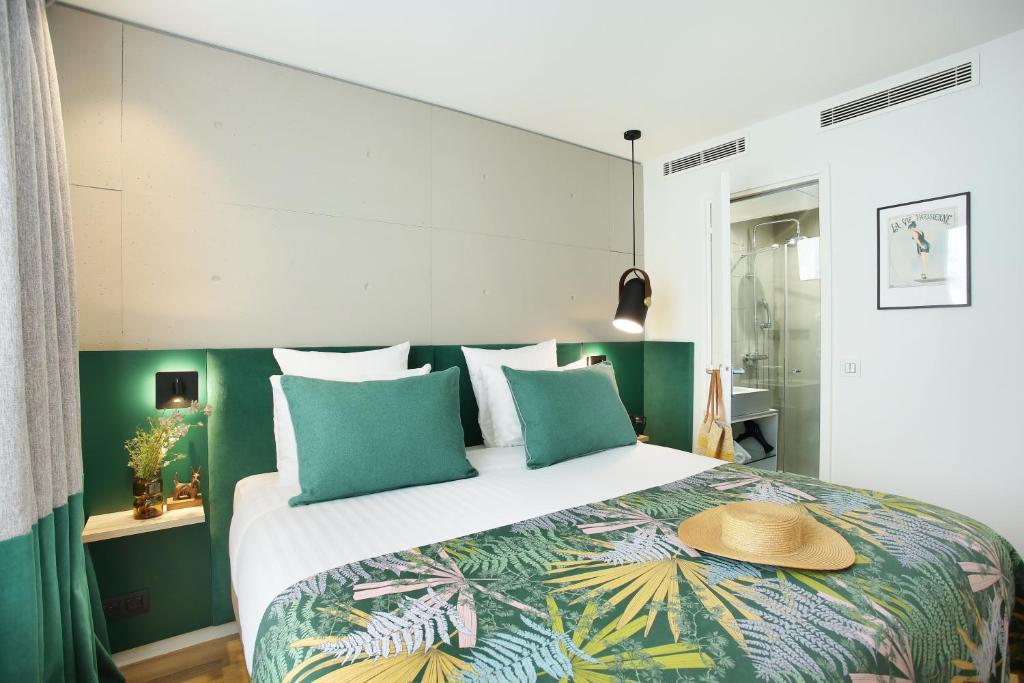 Двухместный (Классический двухместный номер с 1 кроватью), Hotel Basile
