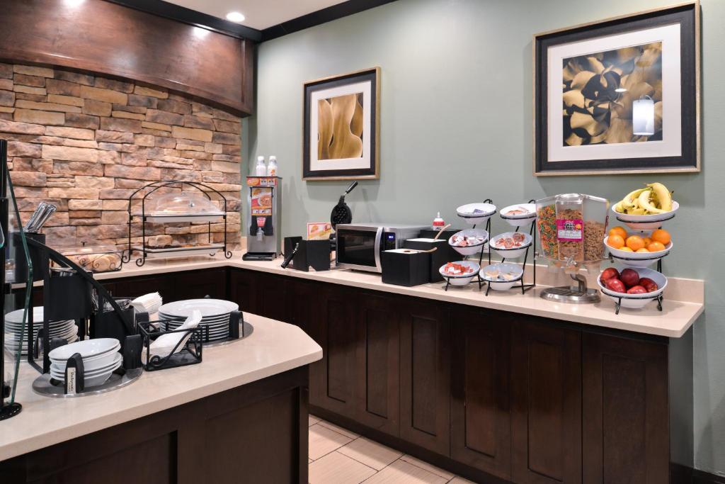 Staybridge Suites Wichita Falls, an IHG Hotel photo 4