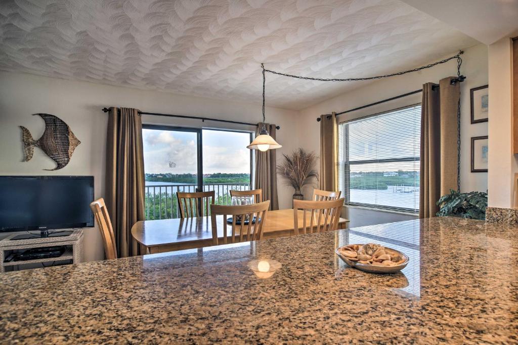 Indian Shores Condo with Dock and Beach Access! photo 4