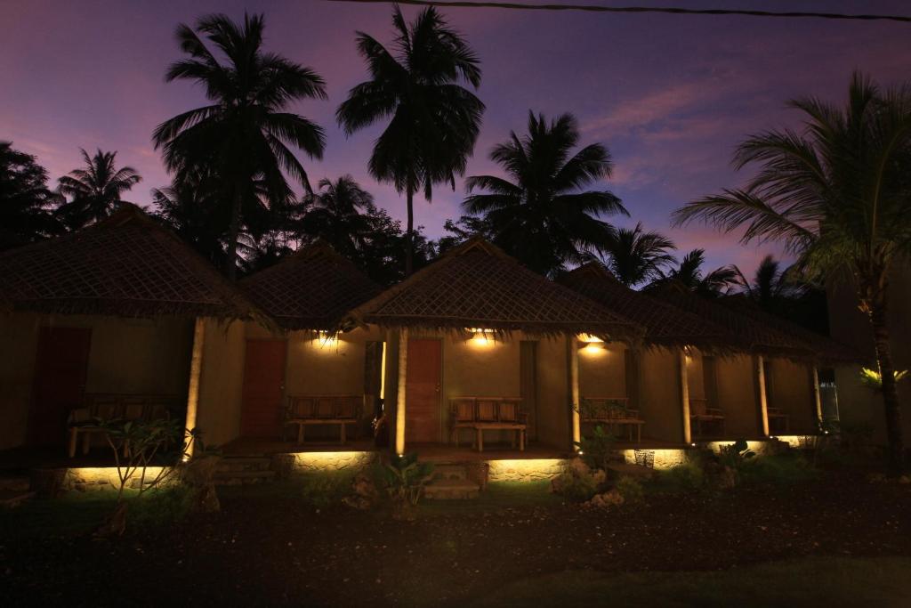 Bale Karang Cottages
