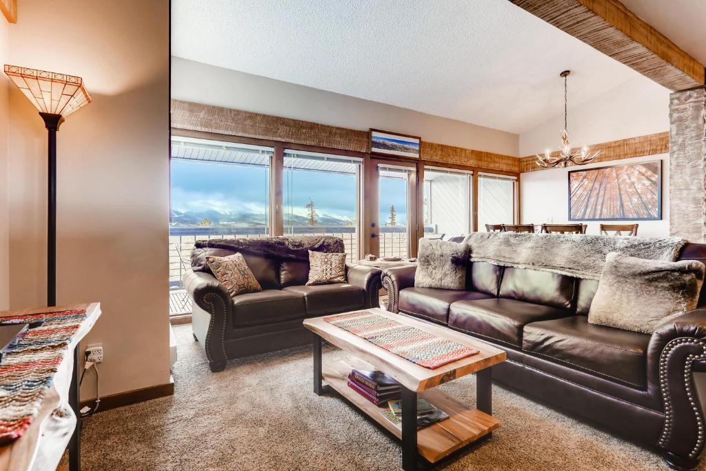 Gold Point #5-C - Great Views - Hot Tub Access image