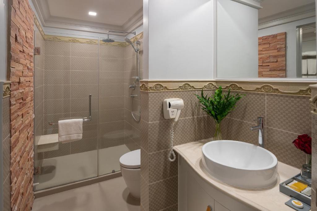 Двухместный (Двухместный номер Делюкс с 1 кроватью), Отель Kingston Suites