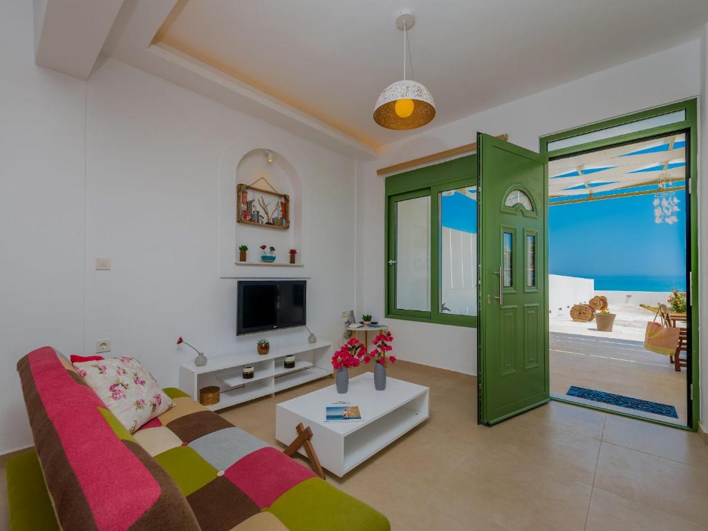 Gaia Beach House photo 2