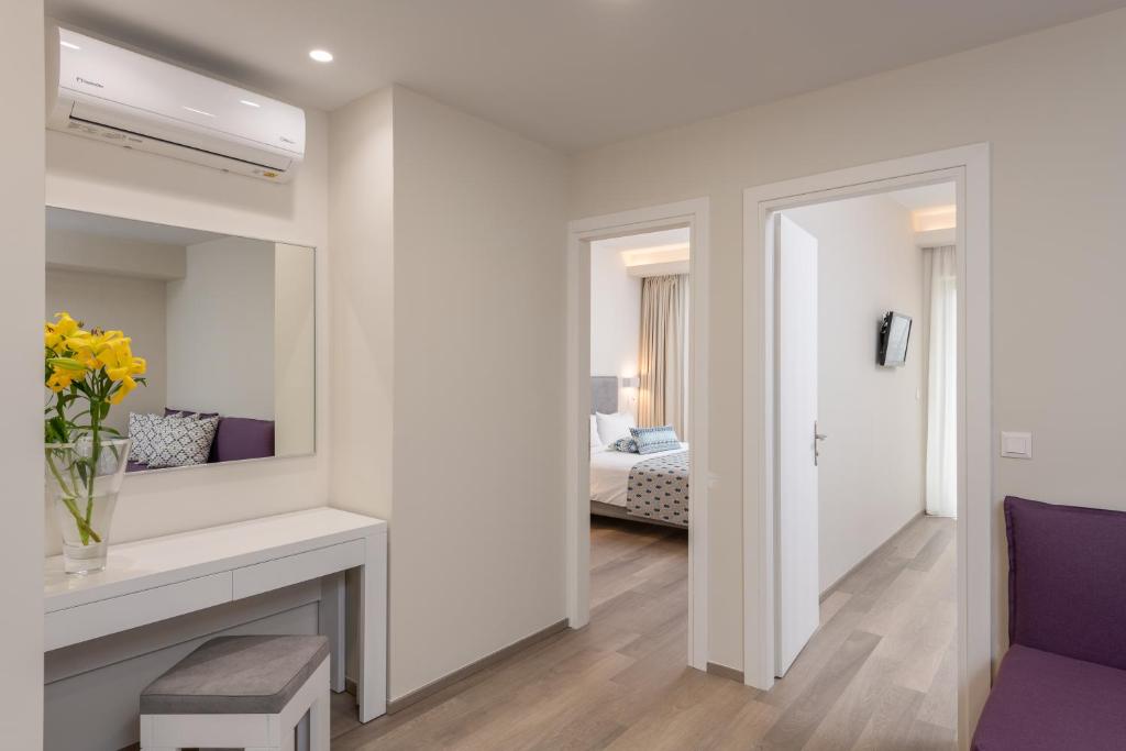 Семейный (Апартаменты с 2 спальнями (для 4–5 взрослых)), Bio Suites Hotel
