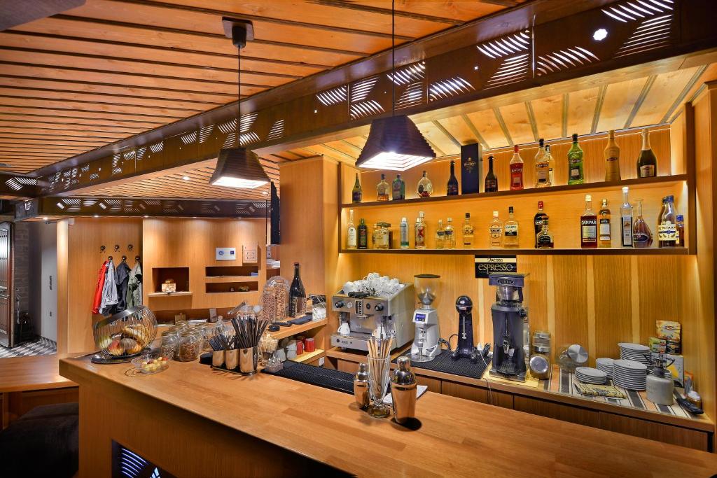 Dilofo Hotel Luxury Suites photo 4