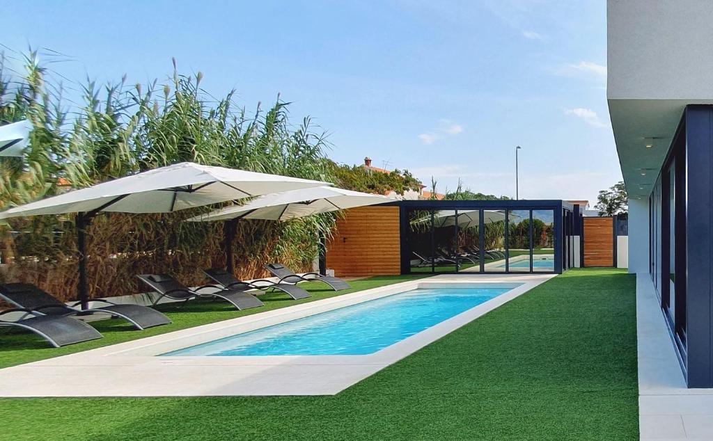 Villa Aurus - Luxury 5 bedroom photo 3