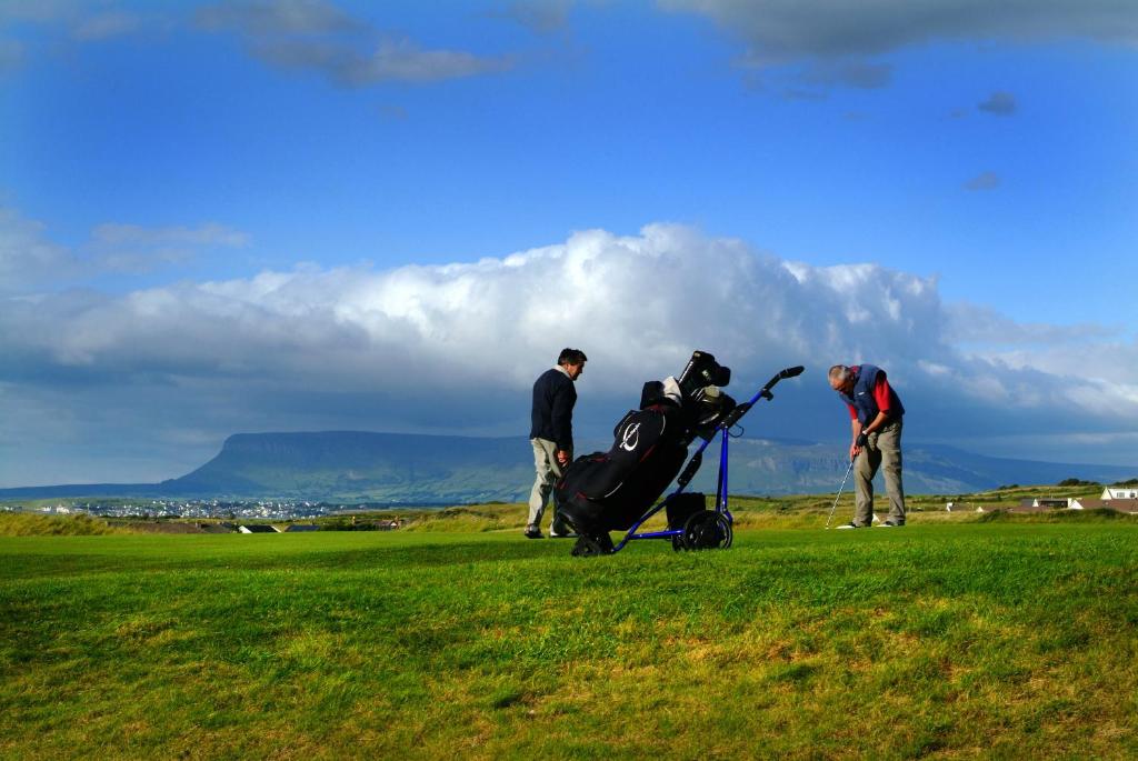 Strandhill Lodge and Suites photo 2