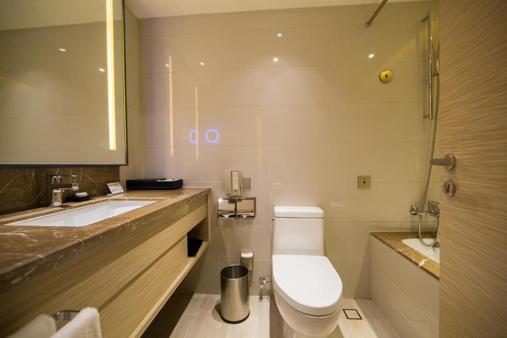 Двухместный (Двухместный номер Equatorial с 1 кроватью), Hotel Equatorial Shanghai