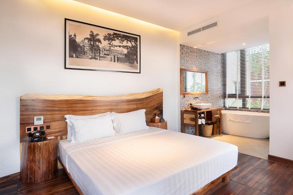 Sky Gem Central Hotel