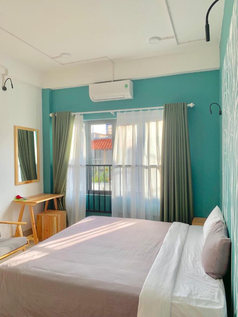 Двухместный (Улучшенный двухместный номер с 1 кроватью), Joy Hotel Phú Yên