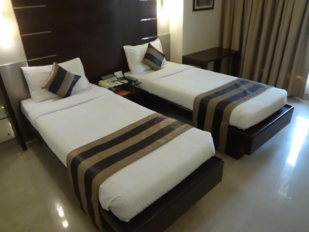 Двухместный (Deluxe Double or Twin Room - 10% off on Laundry, 10% off on F&B, Complimentary Drivers accommodation), Suba Galaxy