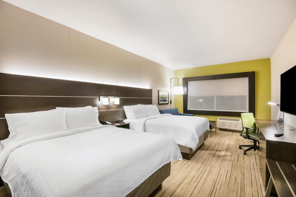 Holiday Inn Express & Suites Jacksonville - Town Center, an IHG Hotel photo 4