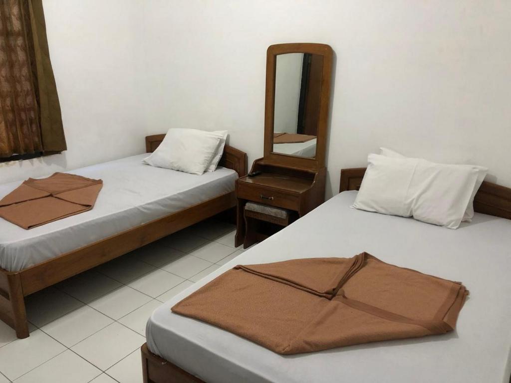 Hotel Baru Inn Batu RedPartner photo 2