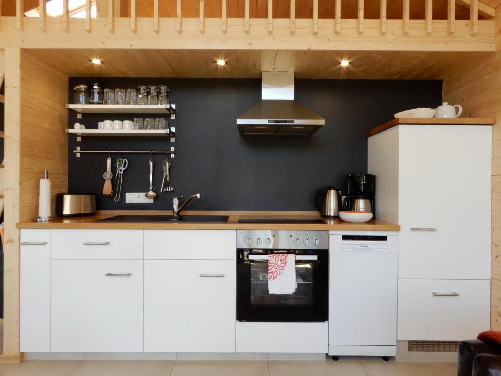 Schwarzes Holzferienhaus mit Sauna in Zierow -- SONNENECK -- 500m zum Ostsee-Strand, 4 - 6 Personen photo 4