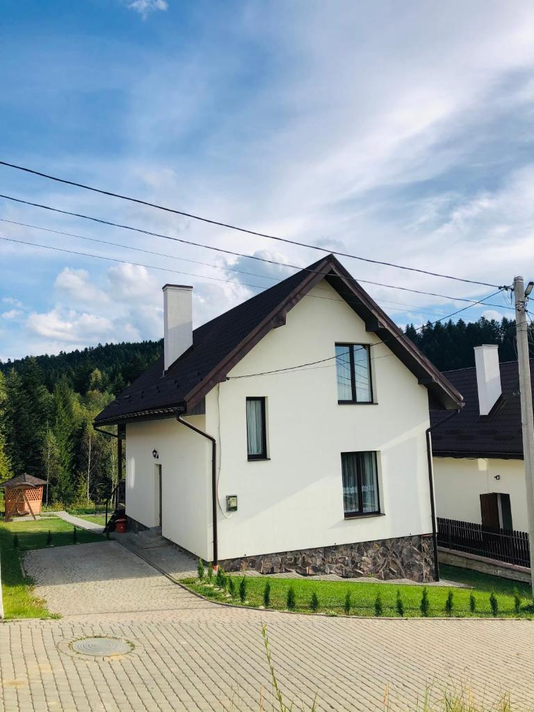 Belvedere-Karpaty photo 3