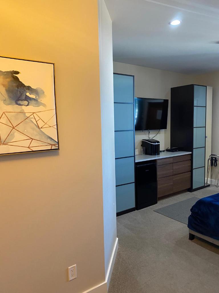 Beyond Bliss Suites & Spa photo 1