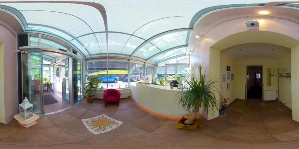 Hotel Sonnenhof photo 2