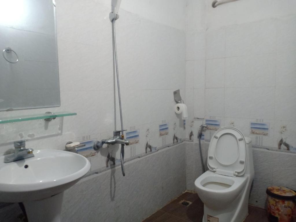 Ba Be Lake View Homestay