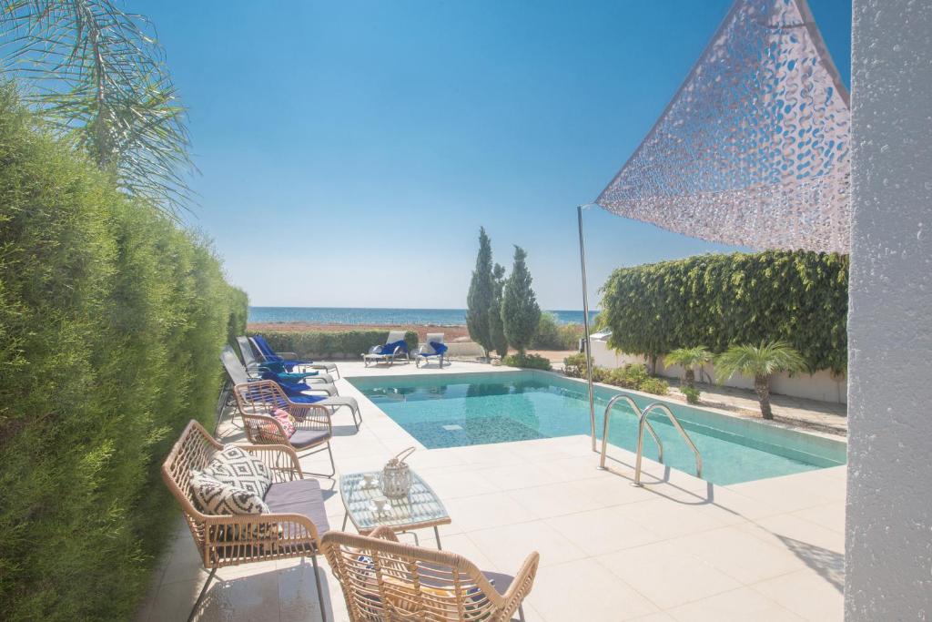 Sunrise Villa 12 photo 4
